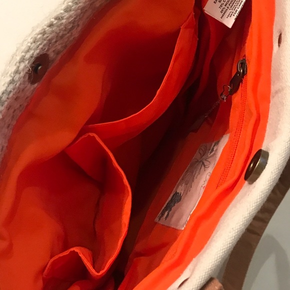 Cute Woven Tote NWT - Picture 3 of 4